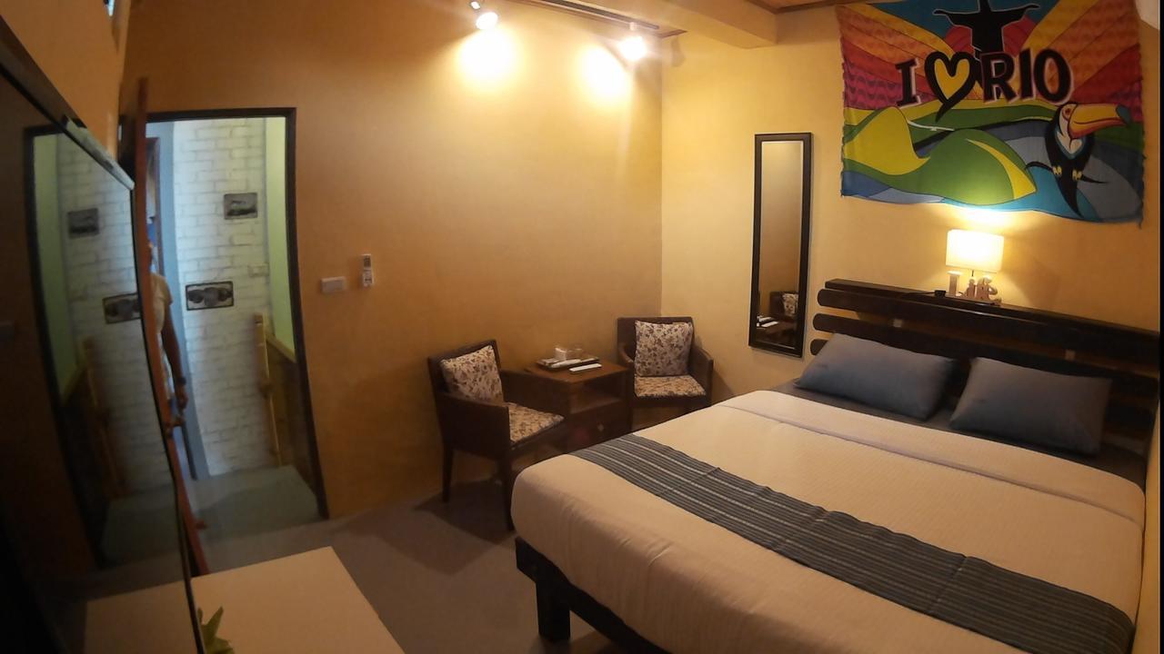 On Board Hostel Manzhou المظهر الخارجي الصورة